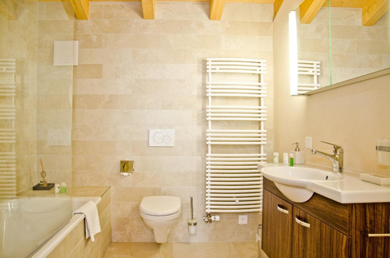Bathroom 2, Apartment Silbersee - GRIWA RENT AG, Interlaken