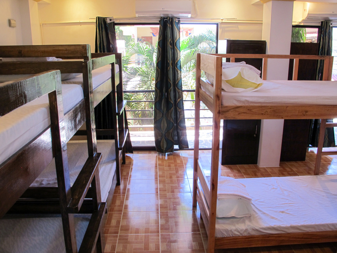 Bedroom 2, Chill Out Hostel, Malay