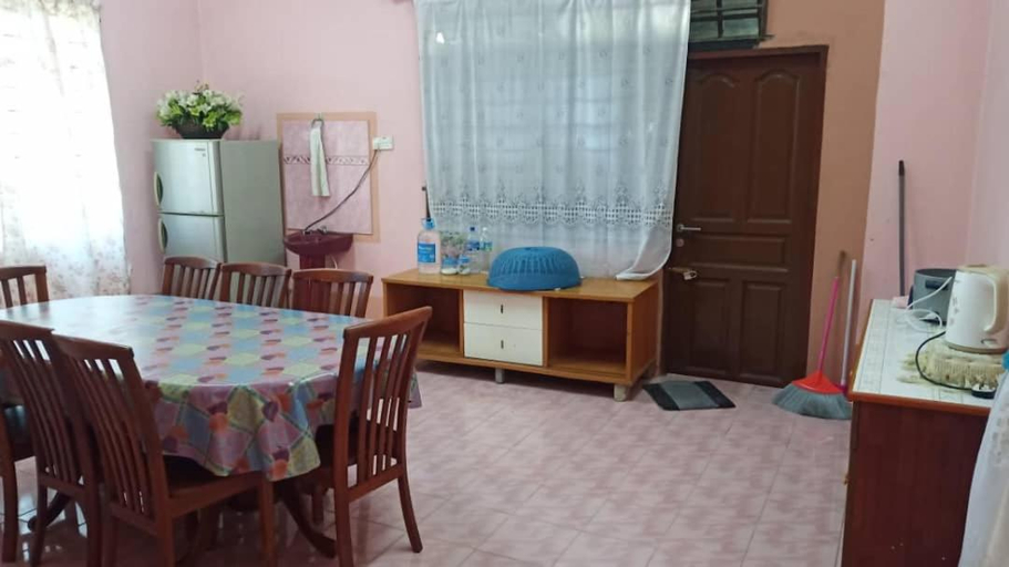 Others 4, Homestay Zahra Sri Bayu (Whole House), Pasir Putih