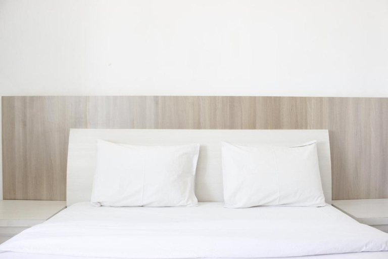 Bedroom, Minimalist Studio The Suite @Metro By Travelio, Bandung