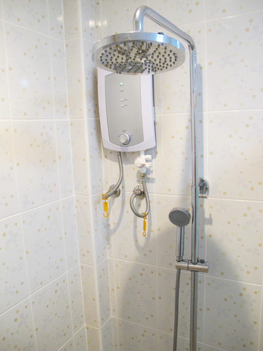 Bathroom 3, Chill Out Hostel, Malay