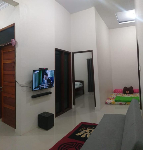 Others, Almahyra Homestay Syariah, Bukittinggi
