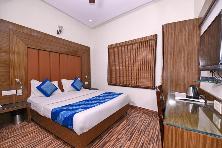 Bedroom 3, Hotel Mohan International New Delhi Railway Station, Delhi