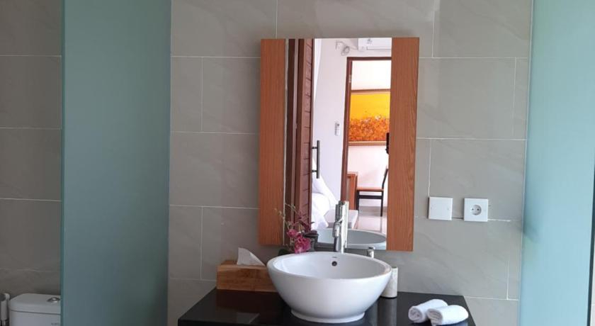 Bathroom 2, The Satya Villa, Gianyar