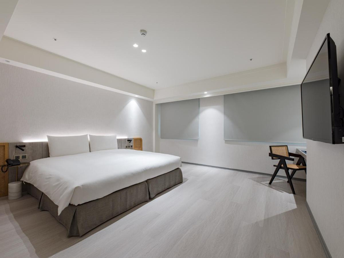 Bedroom 2, Dahu Park Hotel, Taipei City