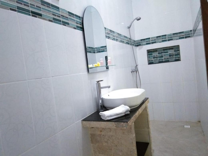 Bathroom, Pondok Kembar Homestay, Badung