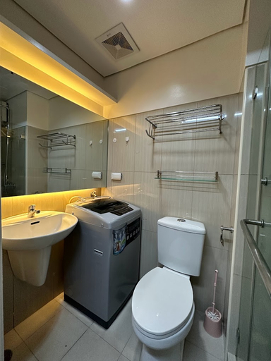 Bathroom, Sea Residences Val 2, Pasay City