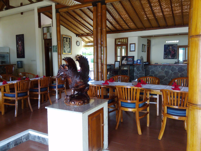 Food & Drinks, Starlight Restaurant & Bungalows, Buleleng