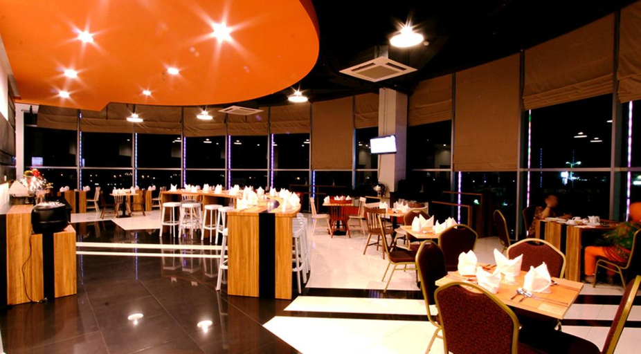 Food & Drinks 2, FOX Lite Metro Indah Bandung, Bandung