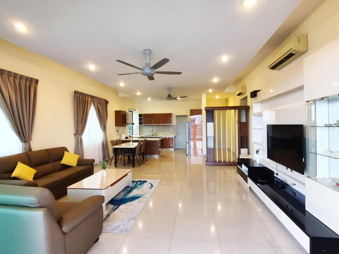 Others 4, Deluxe Sunrise Suite Side Seaview Imago Loft B , Kota Kinabalu