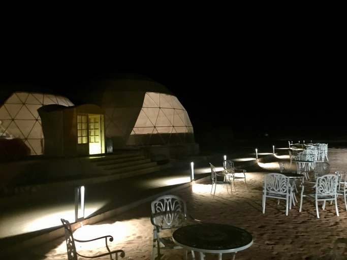 Food & Drinks 5, Wadi Rum Ufo Luxotel, Quaira