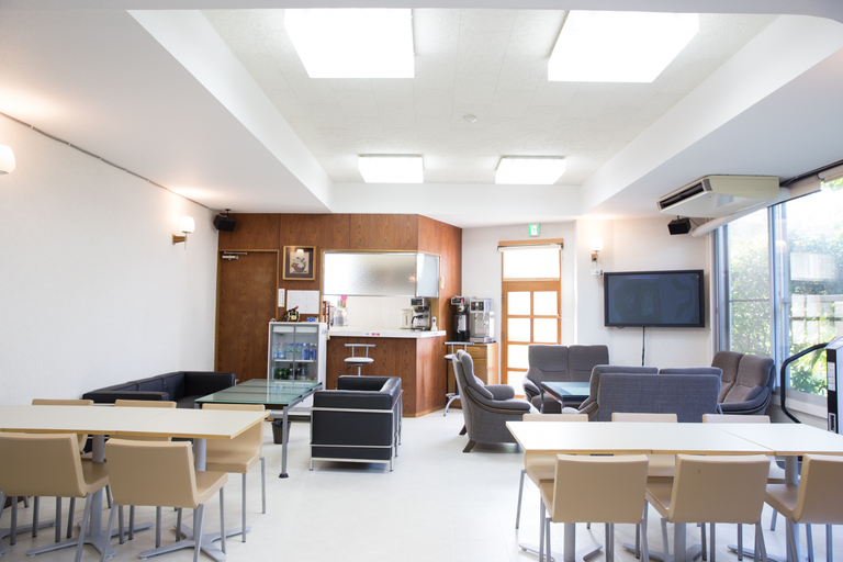 Food & Drinks, Atami Red House, Atami