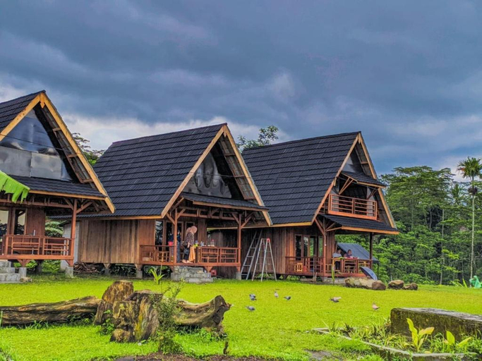 Exterior & Views 3, EXPRESS O 91041 Cottage Saung Suluh, Banyumas