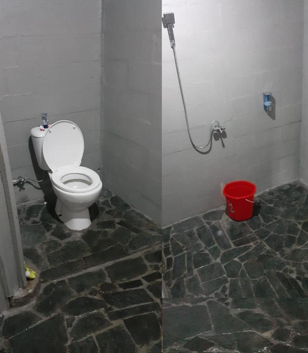 Bathroom, EXPRESS O 91041 Cottage Saung Suluh, Banyumas
