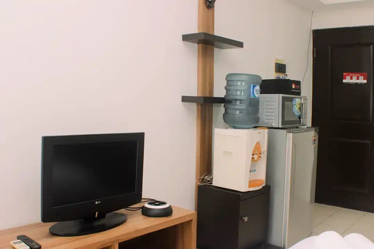 Others 4, Warm Cozy Studio at Metropark Jababeka By Travelio, Cikarang