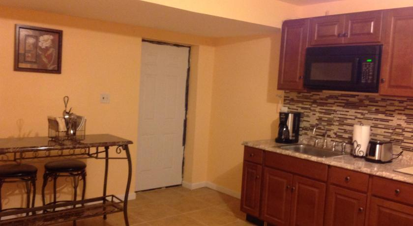 Others 5, Mojoy Homesuites At Runyon, Newark