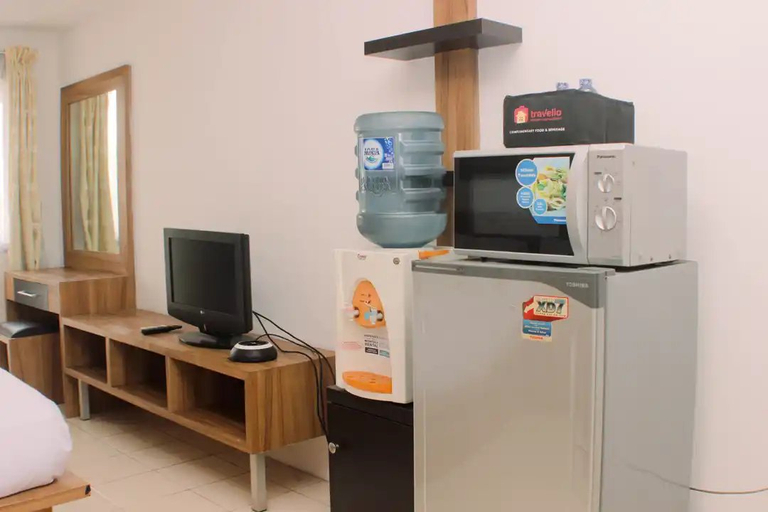 Others 3, Warm Cozy Studio at Metropark Jababeka By Travelio, Cikarang
