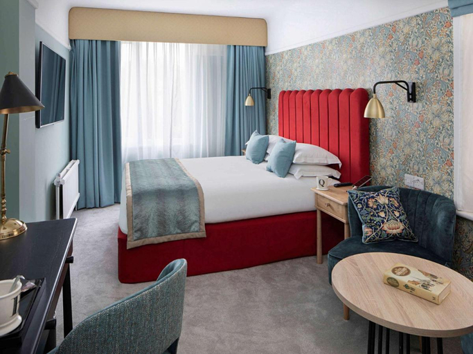 Bedroom 4, Bournemouth Queens Hotel & Spa, Bournemouth