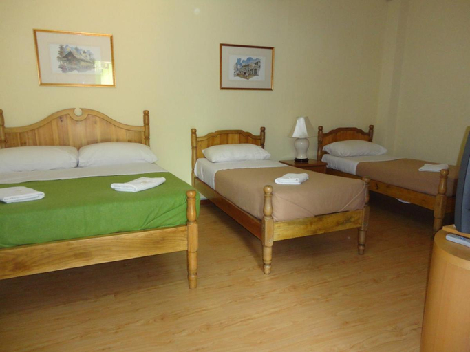 Bedroom 2, Pristine Hotel, Gombak
