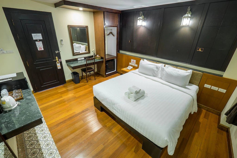Bedroom 4, Landmark Nakhon Phanom Hotel, Muang Nakhon Phanom
