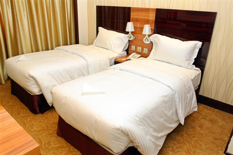 Bedroom 2, Fal Hotel L.L.C, Dubai