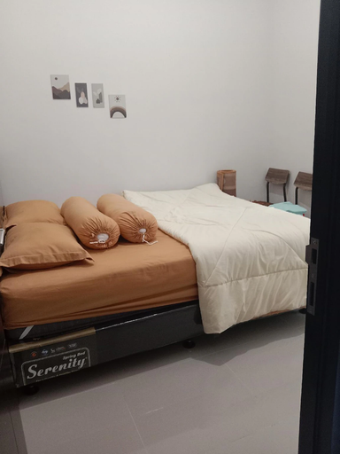 Bedroom, Perumahan taman harmoni no c49, Malang