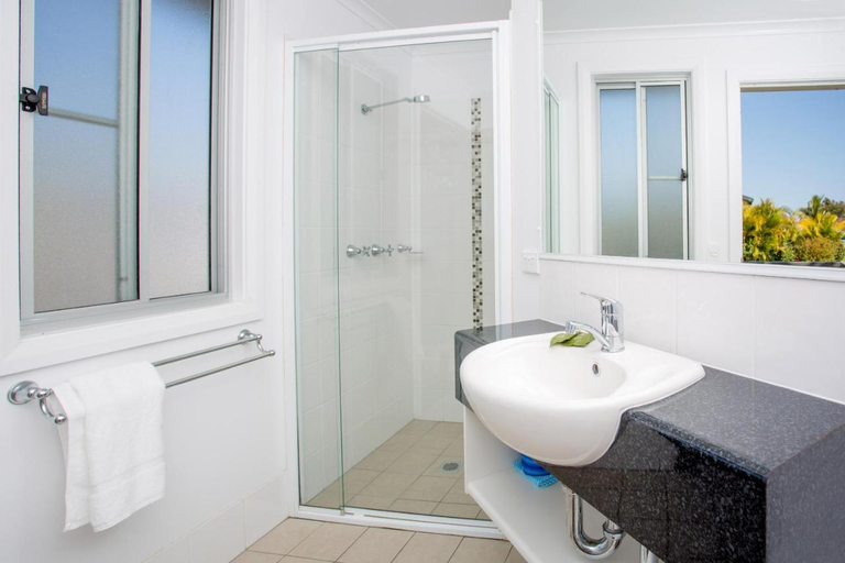 Bathroom 4, BIG4 Gold Coast Holiday Park, Gold Coast
