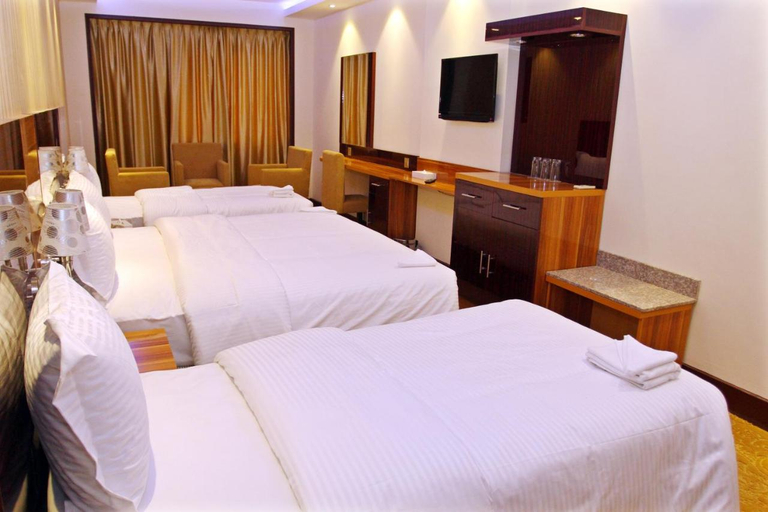Bedroom 5, Fal Hotel L.L.C, Dubai
