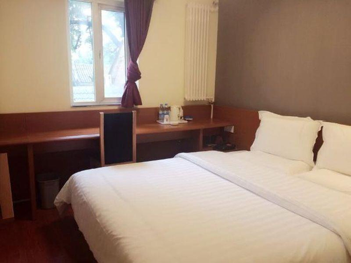 Bedroom, 7Days Premium Beijing Chaoyangmen Branch, Beijing
