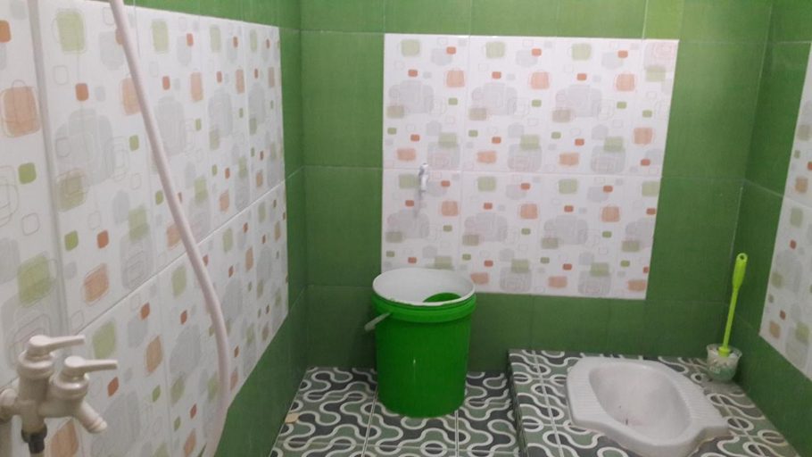Bathroom 4, AAL Homestay Syariah, Sabang