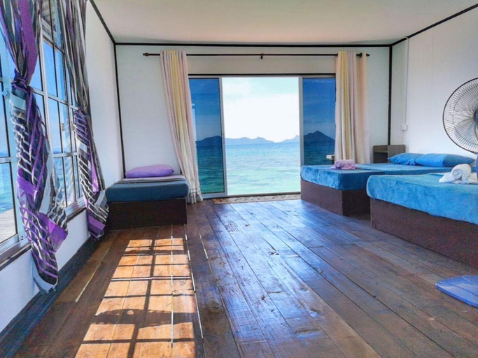 Bedroom, Maglami-lami Water House, Semporna