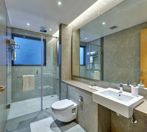 Bathroom 3, Citrus Hotel Kolhapur, Kolhapur