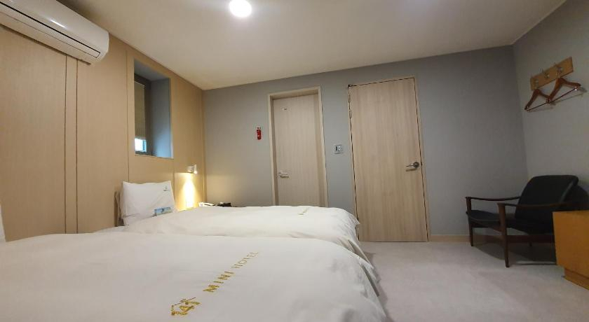Bedroom 3, 141 Mini Hotel, Gyeongju