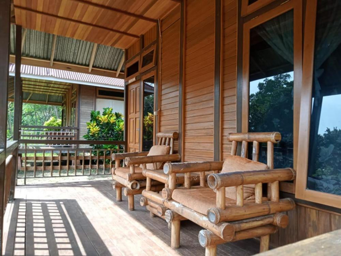 Others 5, Lorenso Cottage, Manado