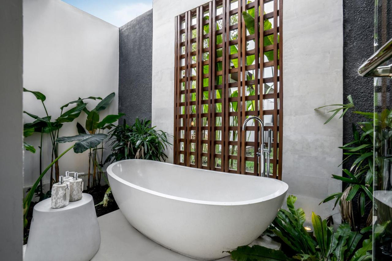 Bathroom 4, Villa Belantara by BaliSuperHost, Gianyar