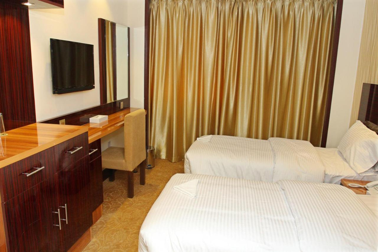 Bedroom 3, Fal Hotel L.L.C, Dubai
