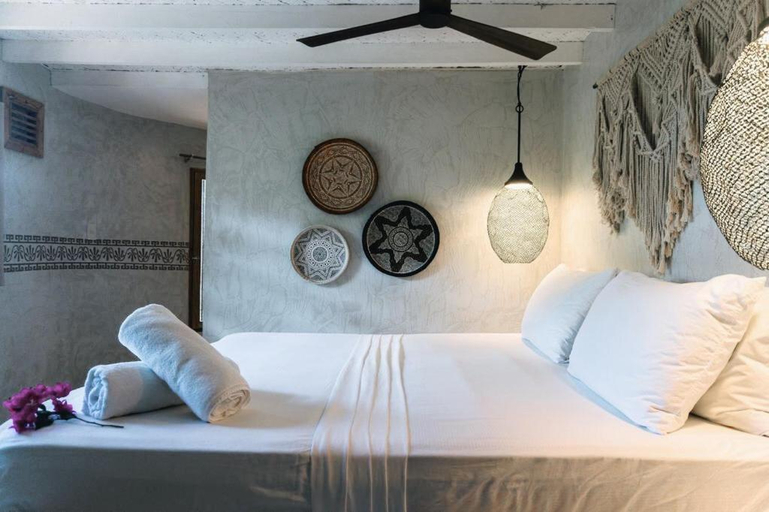 Bedroom 2, Terra Sancta Resort, El Nido