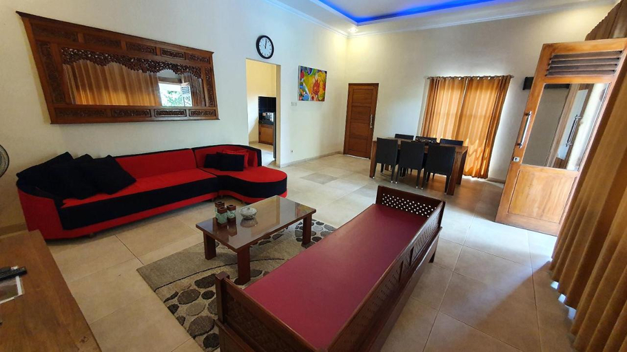 Others 3, Private pool Villa Sawah Sewon, Bantul