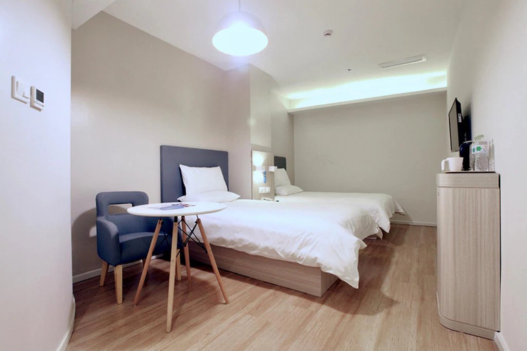 Bedroom 2, Hanting Hotel Beijing Dongsi Metro Station, Beijing