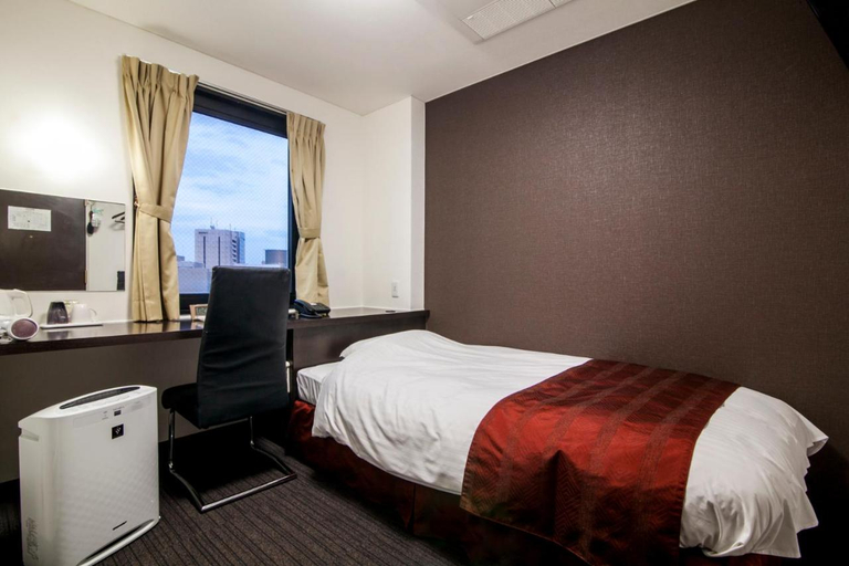Bedroom 4, Maebashi Hotel Cinquante, Maebashi