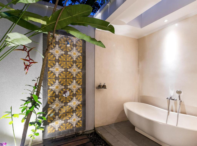 Bathroom 4, Bijia Villa w Private Pool - Peaceful Quiet Luxury Villa - Near Monkey Forest, Gianyar