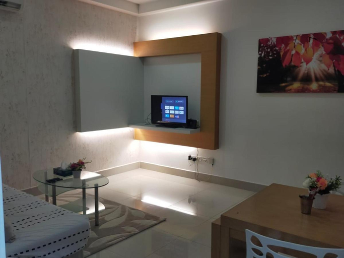 Others 2, Shaftsbury Residence Cyberjaya Wifi, Netflix, Free Parking, Sepang