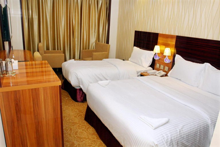 Bedroom 4, Fal Hotel L.L.C, Dubai