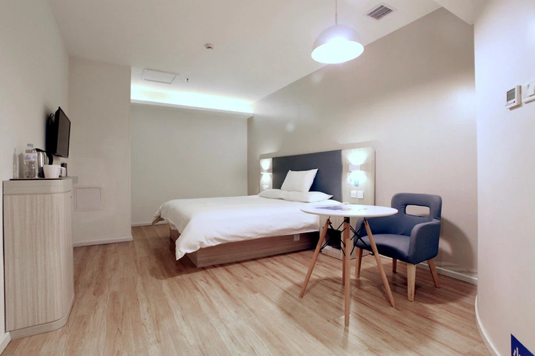Bedroom 5, Hanting Hotel Beijing Dongsi Metro Station, Beijing