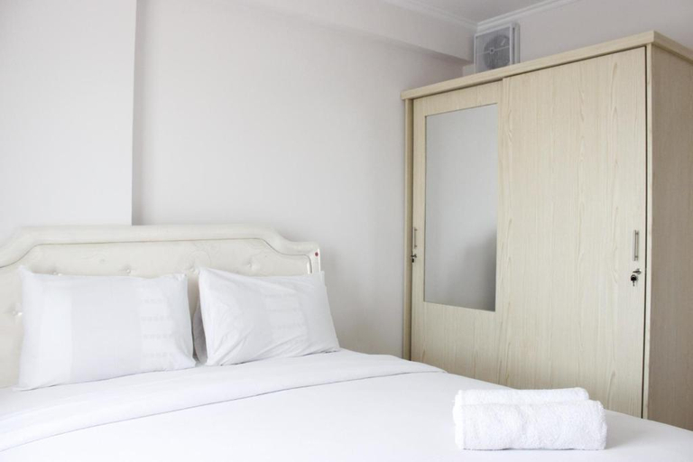 Bedroom 2, Relaxing 2Br At Gateway Pasteur Apartment, Bandung