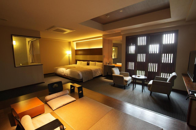 Bedroom 1, Ryotei Matsuya Honkan Suizenji Ryokan, Kumamoto