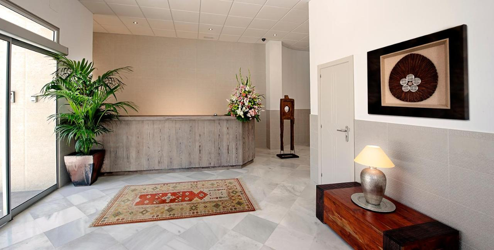 Others 5, Hostal Tarifa -Recepcion abierta las 24h-, Cádiz