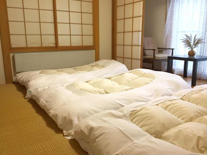 Bedroom, Second house TOYA, Tōyako