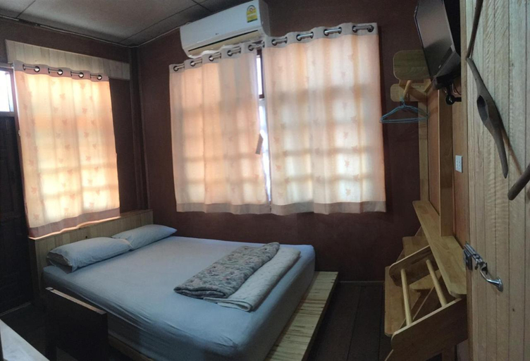 Bedroom 1, Soi 5 Homestay, Chiang Khan, Chiang Khan