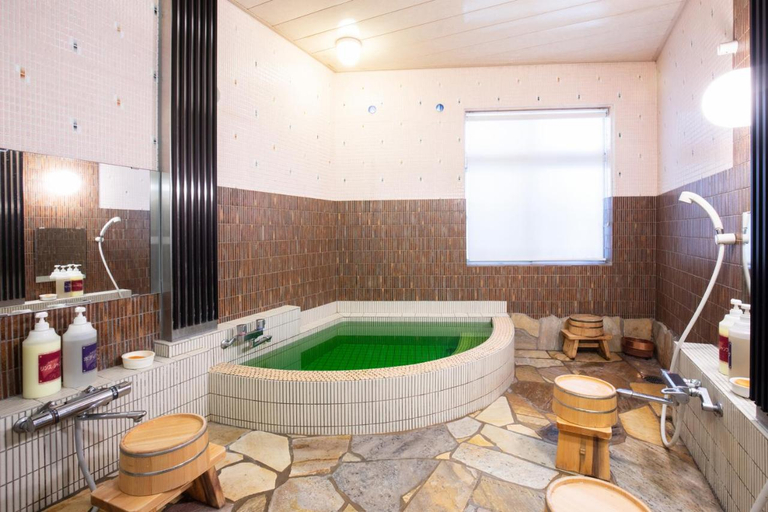 Bathroom 4, Daibutsu Ryokan, Takaoka